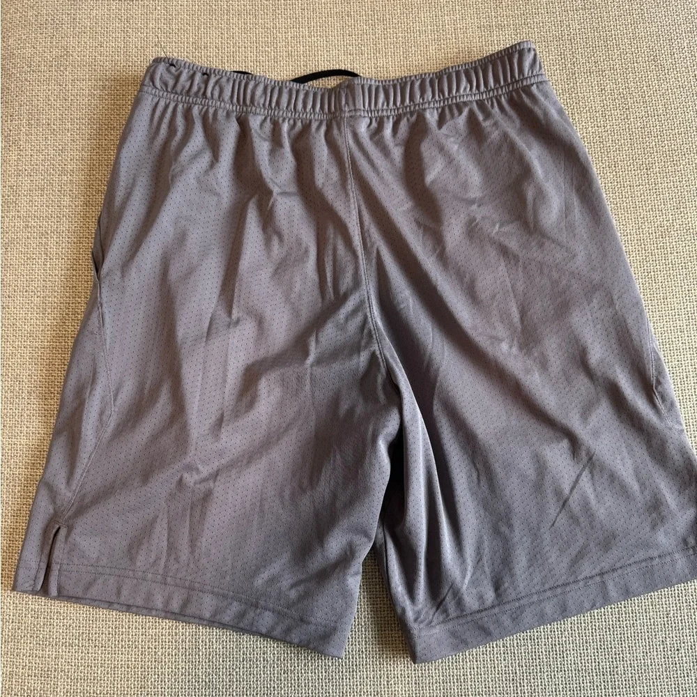 Nike Men's Charcoal Athletic Shorts - Picture 5 of 5